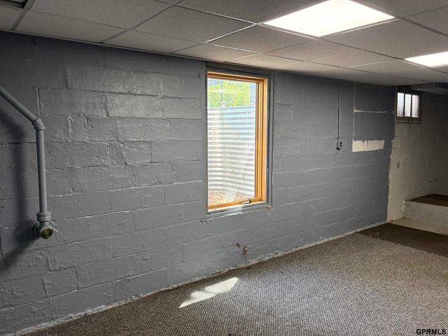 725 E Military Avenue, Fremont, NE 68025