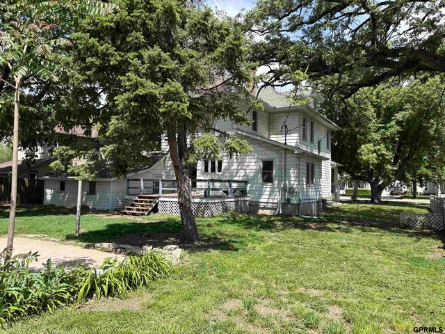 725 E Military Avenue, Fremont, NE 68025