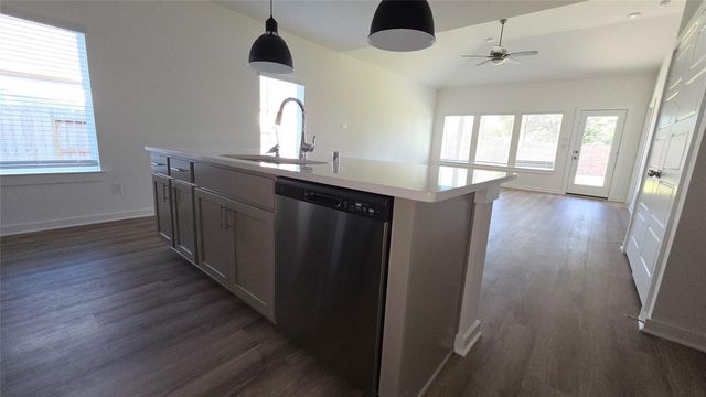 5847 Sunrise Bottom Lane, Fulshear, TX 77441