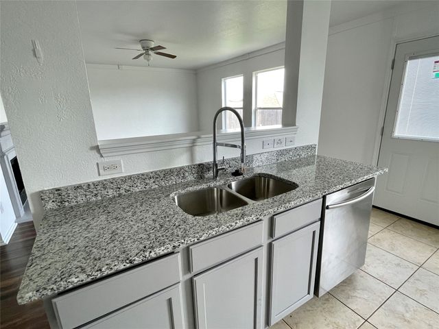12413 Arbor Lake Road, Rhome, TX 76078