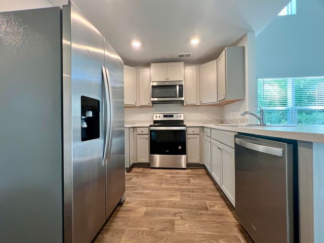 109 Rosefield Court, Summerville, SC 29485