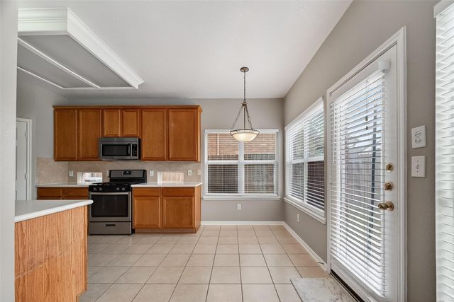 2914 Laurel Brook Lane, Pearland, TX 77584