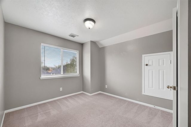 2914 Laurel Brook Lane, Pearland, TX 77584