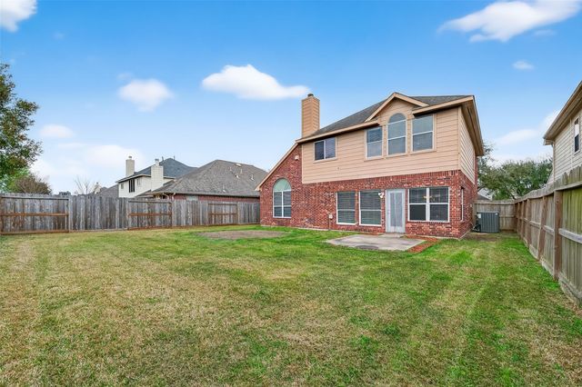 2914 Laurel Brook Lane, Pearland, TX 77584