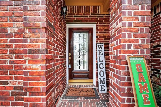 2914 Laurel Brook Lane, Pearland, TX 77584