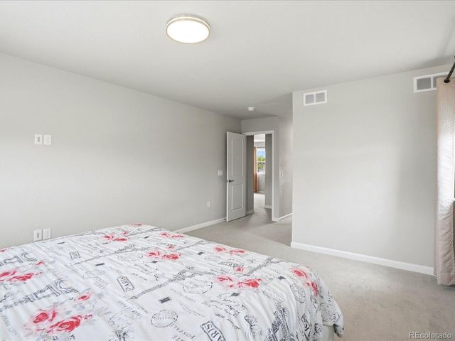 10863 Hayloft St, Parker, CO 80134