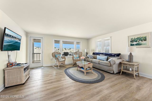 228 E 15th Street, Long Beach Twp, NJ 08008