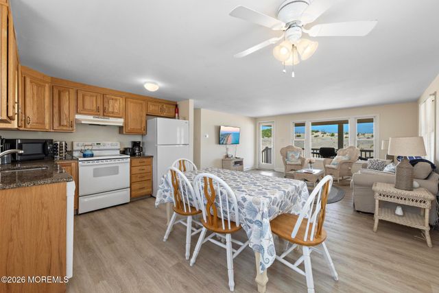228 E 15th Street, Long Beach Twp, NJ 08008