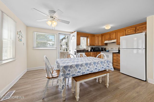 228 E 15th Street, Long Beach Twp, NJ 08008
