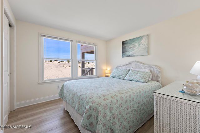 228 E 15th Street, Long Beach Twp, NJ 08008