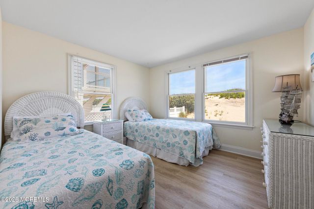 228 E 15th Street, Long Beach Twp, NJ 08008