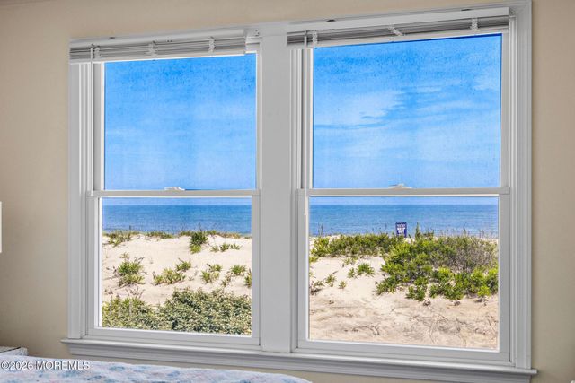 228 E 15th Street, Long Beach Twp, NJ 08008
