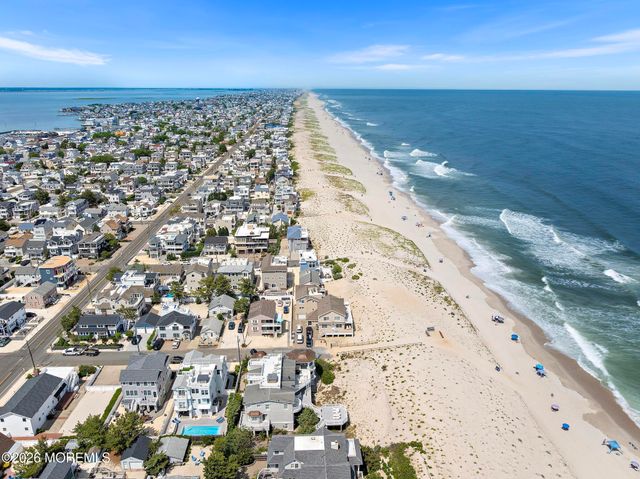 228 E 15th Street, Long Beach Twp, NJ 08008