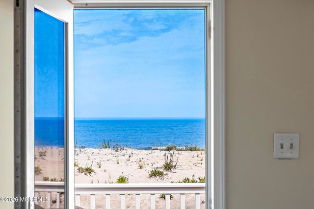 228 E 15th Street, Long Beach Twp, NJ 08008