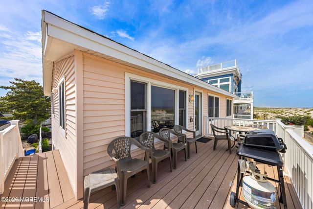 228 E 15th Street, Long Beach Twp, NJ 08008