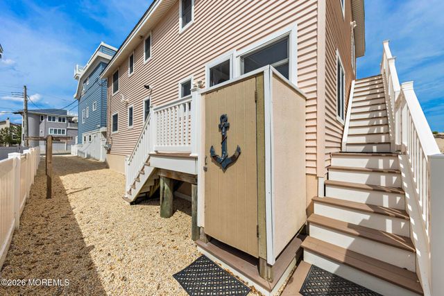 228 E 15th Street, Long Beach Twp, NJ 08008