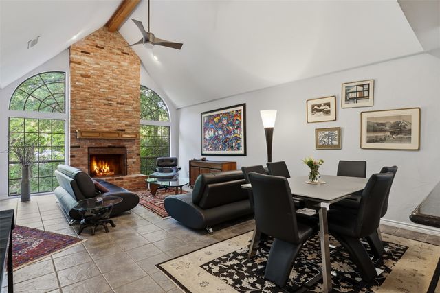 1945 Bluebird Avenue, Fort Worth, TX 76111