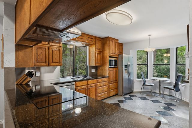 1945 Bluebird Avenue, Fort Worth, TX 76111