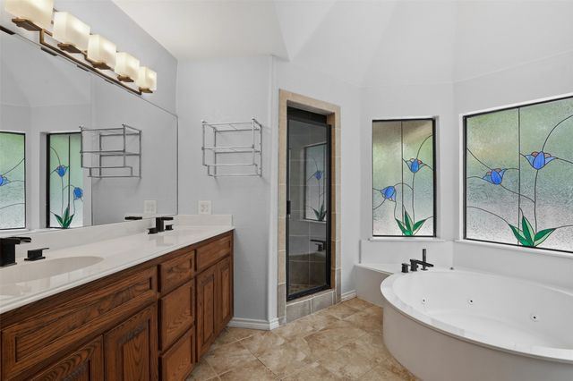 1945 Bluebird Avenue, Fort Worth, TX 76111