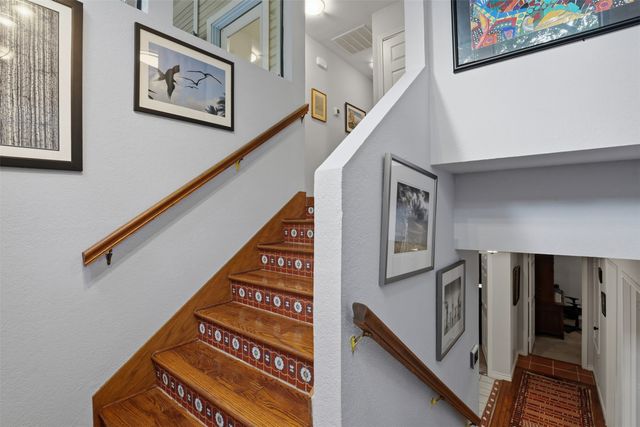 1945 Bluebird Avenue, Fort Worth, TX 76111