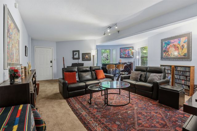 1945 Bluebird Avenue, Fort Worth, TX 76111