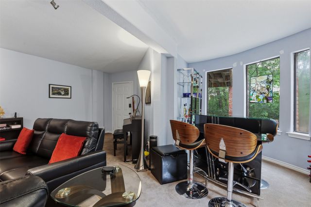 1945 Bluebird Avenue, Fort Worth, TX 76111