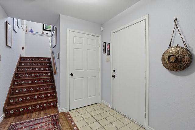 1945 Bluebird Avenue, Fort Worth, TX 76111