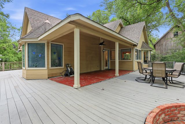 1945 Bluebird Avenue, Fort Worth, TX 76111