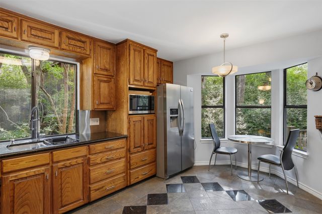 1945 Bluebird Avenue, Fort Worth, TX 76111