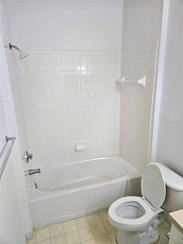 3561 CONROY ROAD 212, Orlando, FL 32839