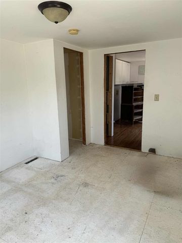 9388 S Lake Drive, Evart, MI 49631