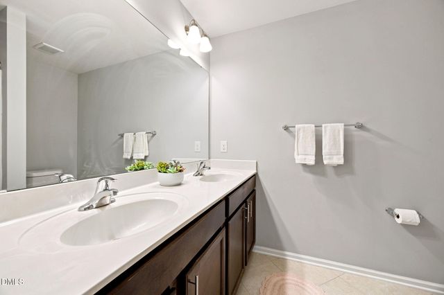 314 Dove Cottage Lane, Cary, NC 27519