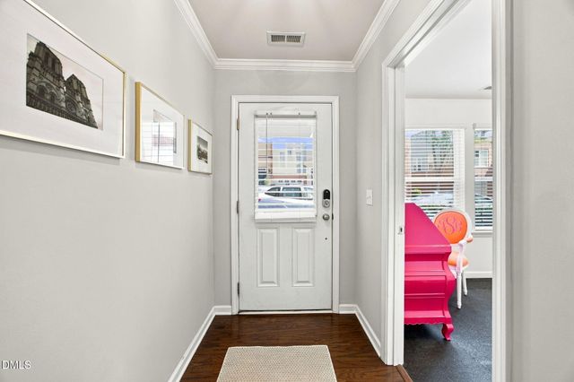 314 Dove Cottage Lane, Cary, NC 27519