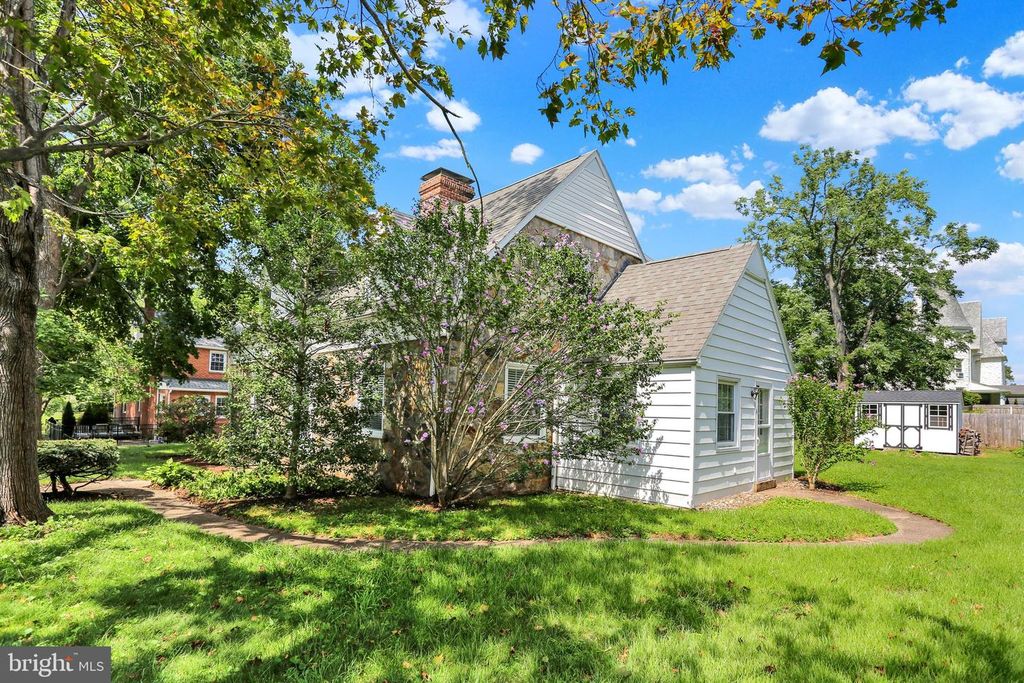 275 GRACE ST, POTTSTOWN, PA 19464 — photo 5