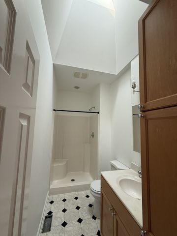 3026 W Carroll Avenue, Chicago, IL 60612