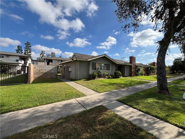 3227 W Cabot Drive, Anaheim, CA 92804