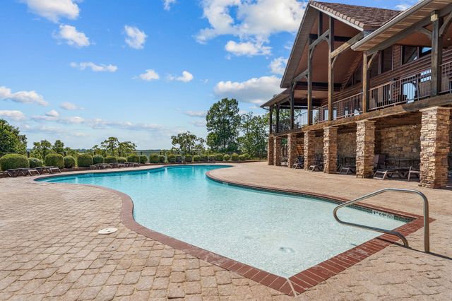 197 Bayview Trail, Lampe, MO 65681