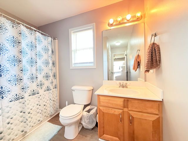 709 Shetland Dr, Oak Grove, KY 42262