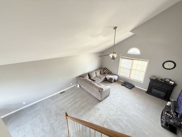 709 Shetland Dr, Oak Grove, KY 42262