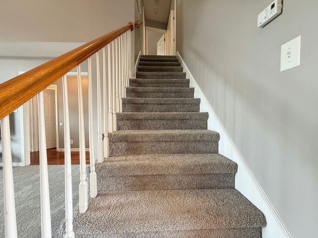 709 Shetland Dr, Oak Grove, KY 42262