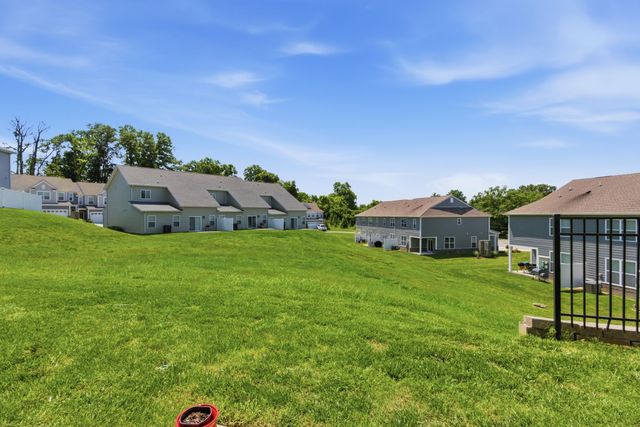 2191 Nectar Ln, Columbia, TN 38401