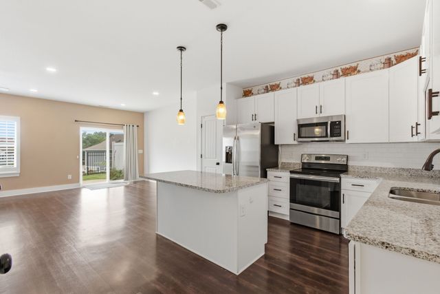 2191 Nectar Ln, Columbia, TN 38401