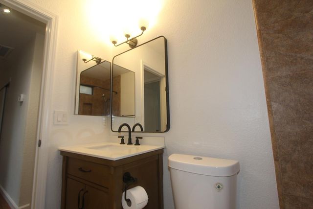 9258 Ultra Ct, Orangevale, CA 95662