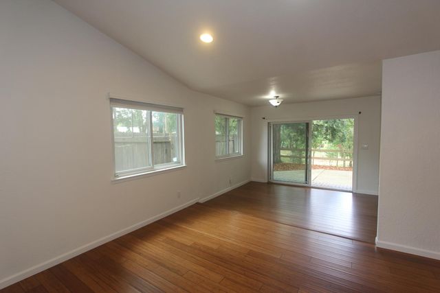 9258 Ultra Ct, Orangevale, CA 95662