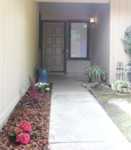 9258 Ultra Ct, Orangevale, CA 95662