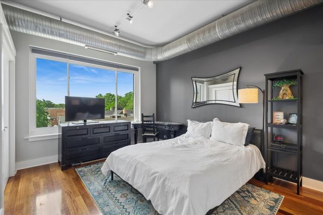 4751 N Artesian Avenue 408, Chicago, IL 60625