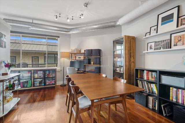 4751 N Artesian Avenue 408, Chicago, IL 60625