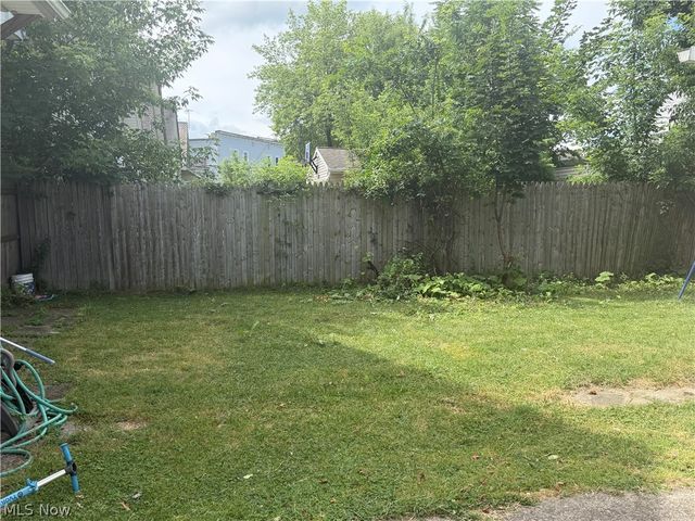 4240 W 23rd Street, Cleveland, OH 44109
