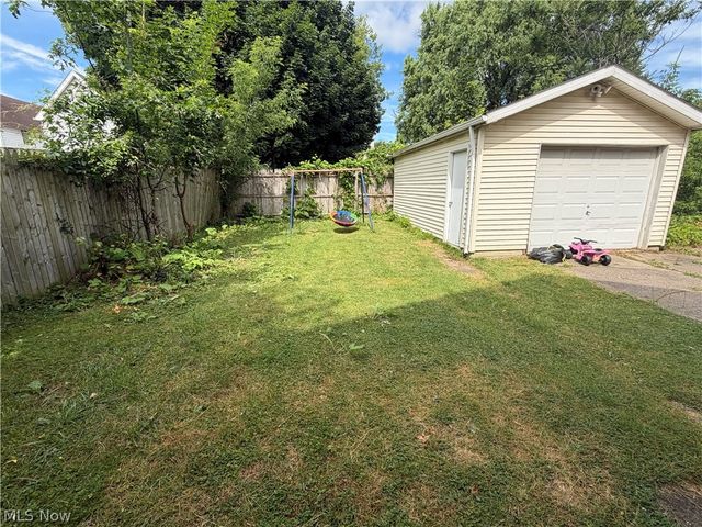 4240 W 23rd Street, Cleveland, OH 44109
