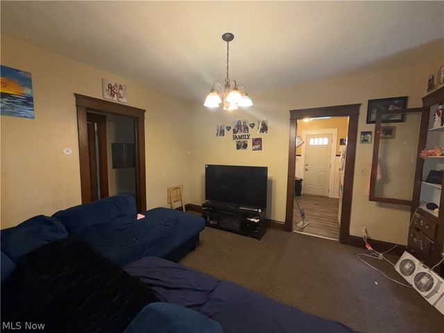 4240 W 23rd Street, Cleveland, OH 44109